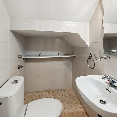 2 Bedroom Awesome In Holiday home Chipiona