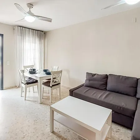 2 Bedroom Awesome In Holiday home