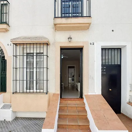 2 Bedroom Awesome In Chipiona